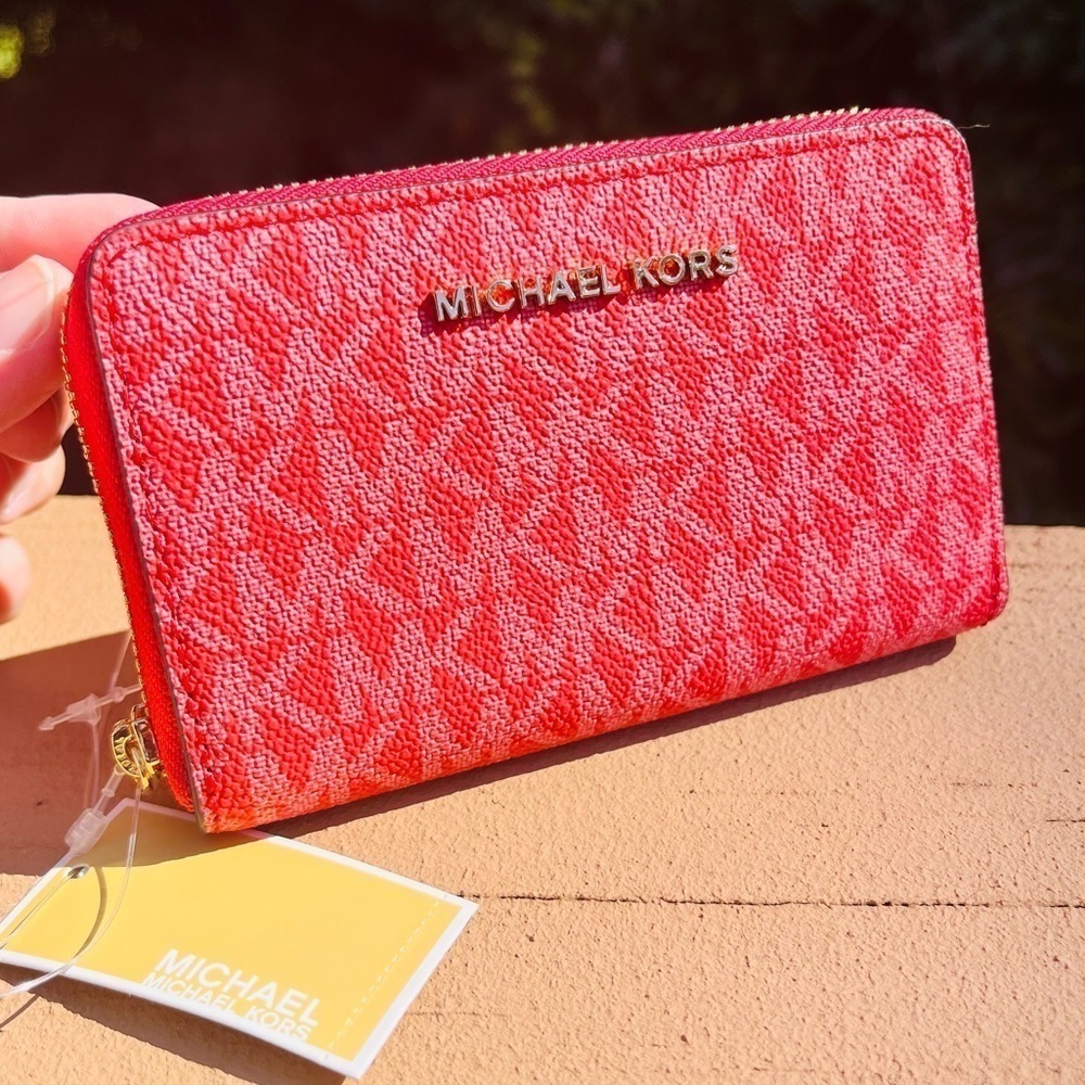 Michael Kors Jet Set Signature Zip-Around Wallet – Sangria Pink MK Logo – NWT - Picture 2 of 5